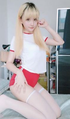 痴汉电车电影_成长在线视频免费观看