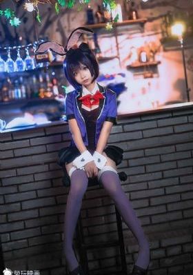 老师乖乖扒开裙子在线观看_1080P全集免费播放
