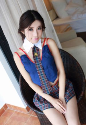 美女搞鸡视频软件_BD英语免费全集观看