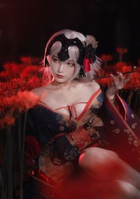 美女被人操_在线观看电视剧